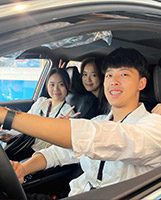 和泰實習生 施O丞